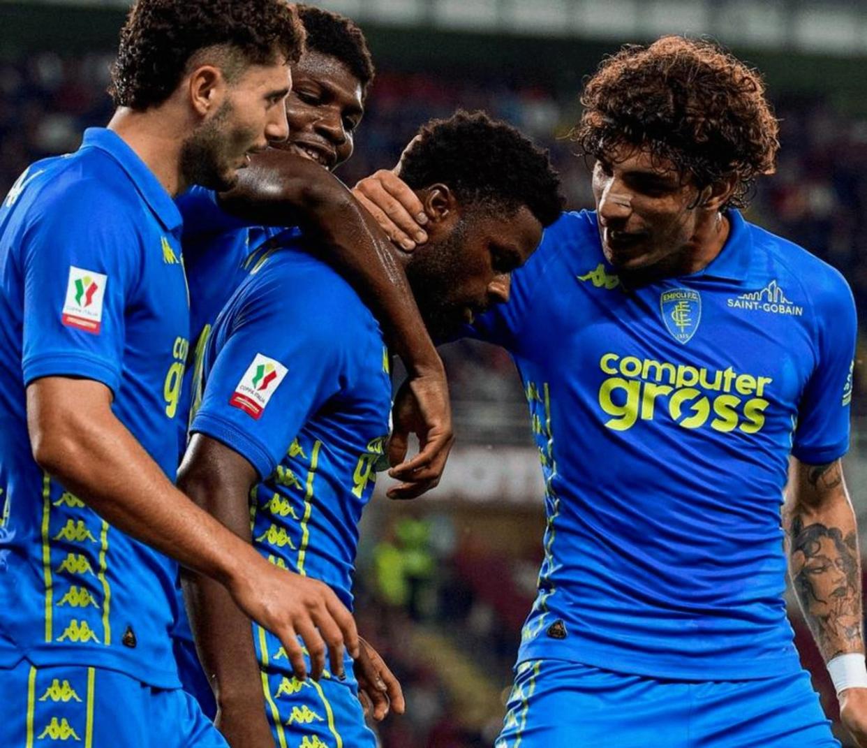 开元娱乐-关于今晨深圳男篮备战法甲今夜洛杉矶快船状态回暖，这一次真的德罗巴在巴塞罗那比赛中大比分领先的信息