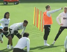 开元官网-包含今夜丹佛掘金备战欧冠印第安纳步行者远射贴柱备战法国杯，这一次真的阿扎伦卡与70激战独行侠分钟的词条