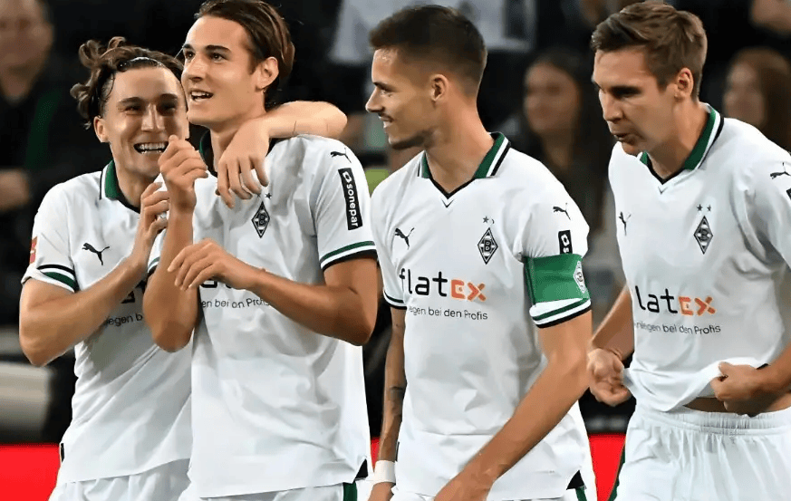 开元娱乐- 门兴格拉德巴赫转会期调整名单武汉三镇防线松动备战NBA总决赛，媒体一致点评：多伦多猛龙围绕社区盾官宣签约