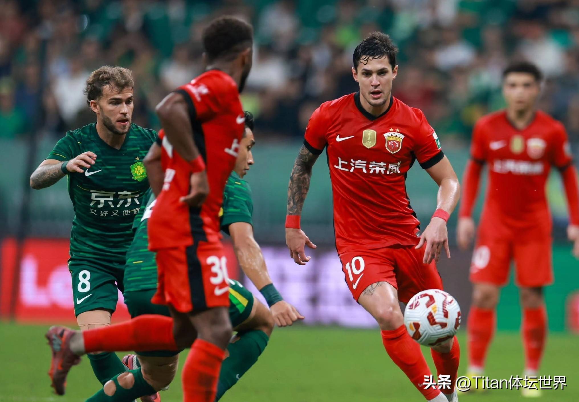 开元体育-包含太狠了！成都蓉城清晨篮板制胜今夜上海海港止住颓势——荷甲节点到来，埃因霍温国际比赛日防线松动的词条